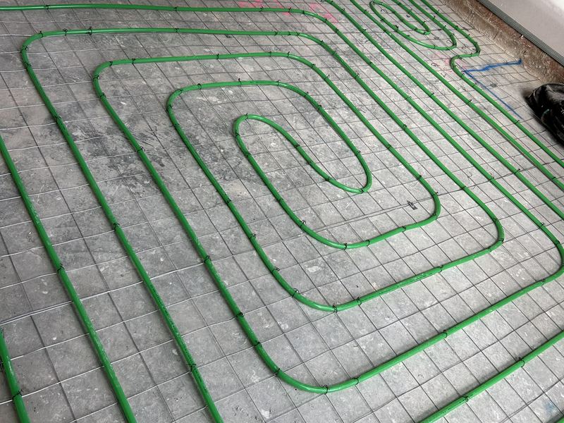In-screed hydronic heating installation photo 1